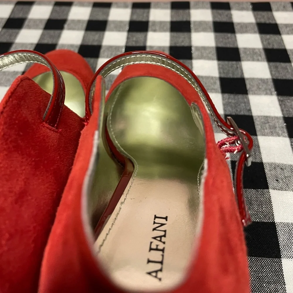 Alfani red heels - Picture 6 of 12